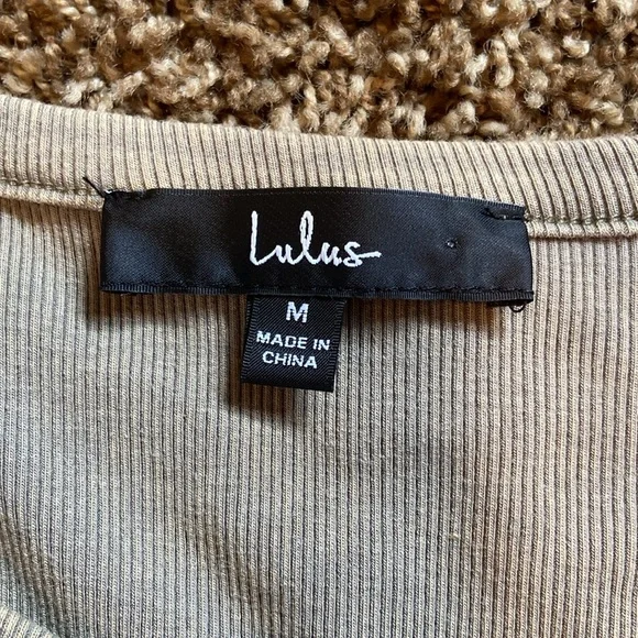 Lulu's GreenButtoned Tank Top - Picture 2 of 3